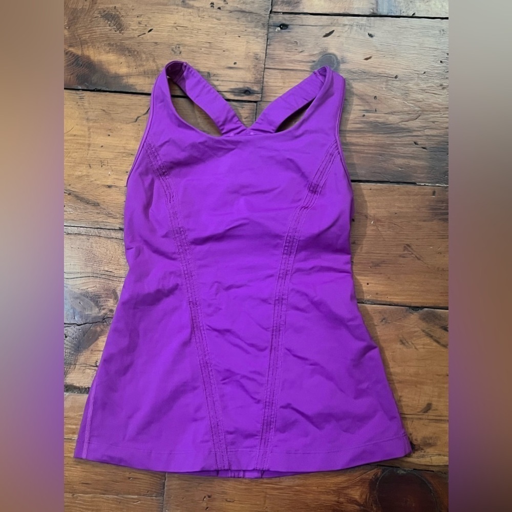 Lululemon stand strong tank racer back Y tank top built in bra womens size 4